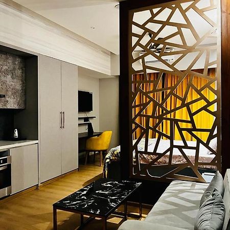 גאזיאבאד Luxe Apartment By Hey Studio'S מראה חיצוני תמונה